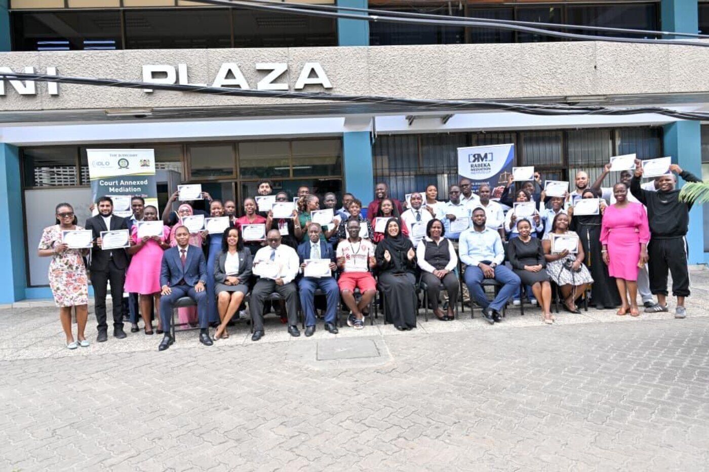 Court-annexed mediation cohort holding up certification certificates